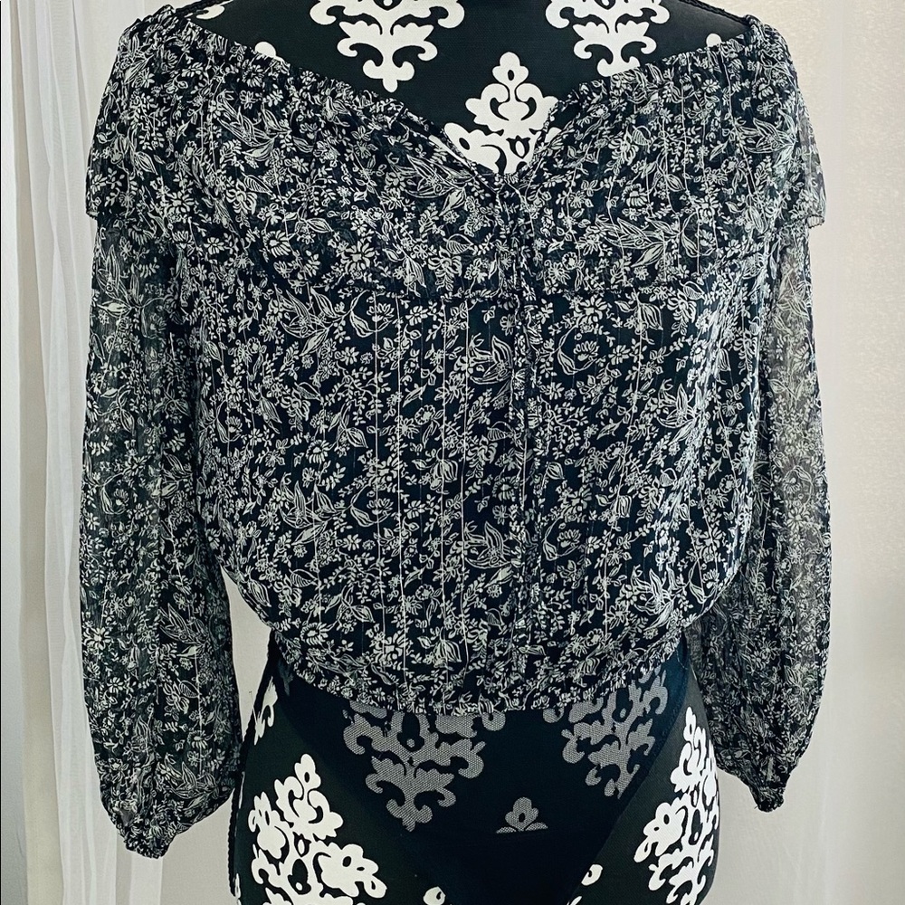 Abercrombie off the shoulder bodysuit small